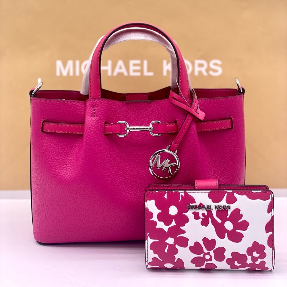 Michael Kors Carson Small Leather Satchel Crossbody and Wallet Set - Picture 4 of 13